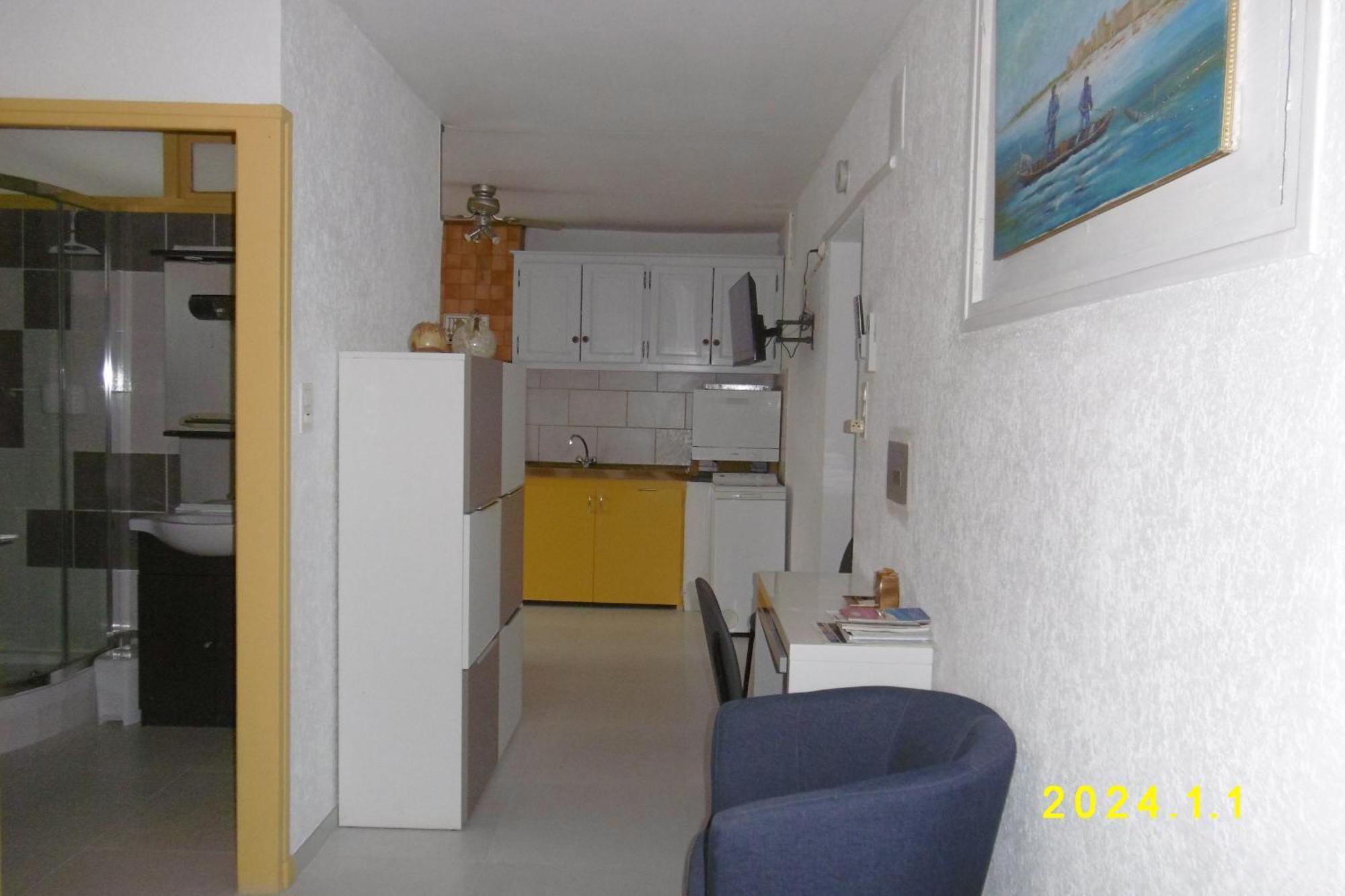 Rez De Chaussee Studio Climatise Dans Villa Aigues-Mortes Zewnętrze zdjęcie