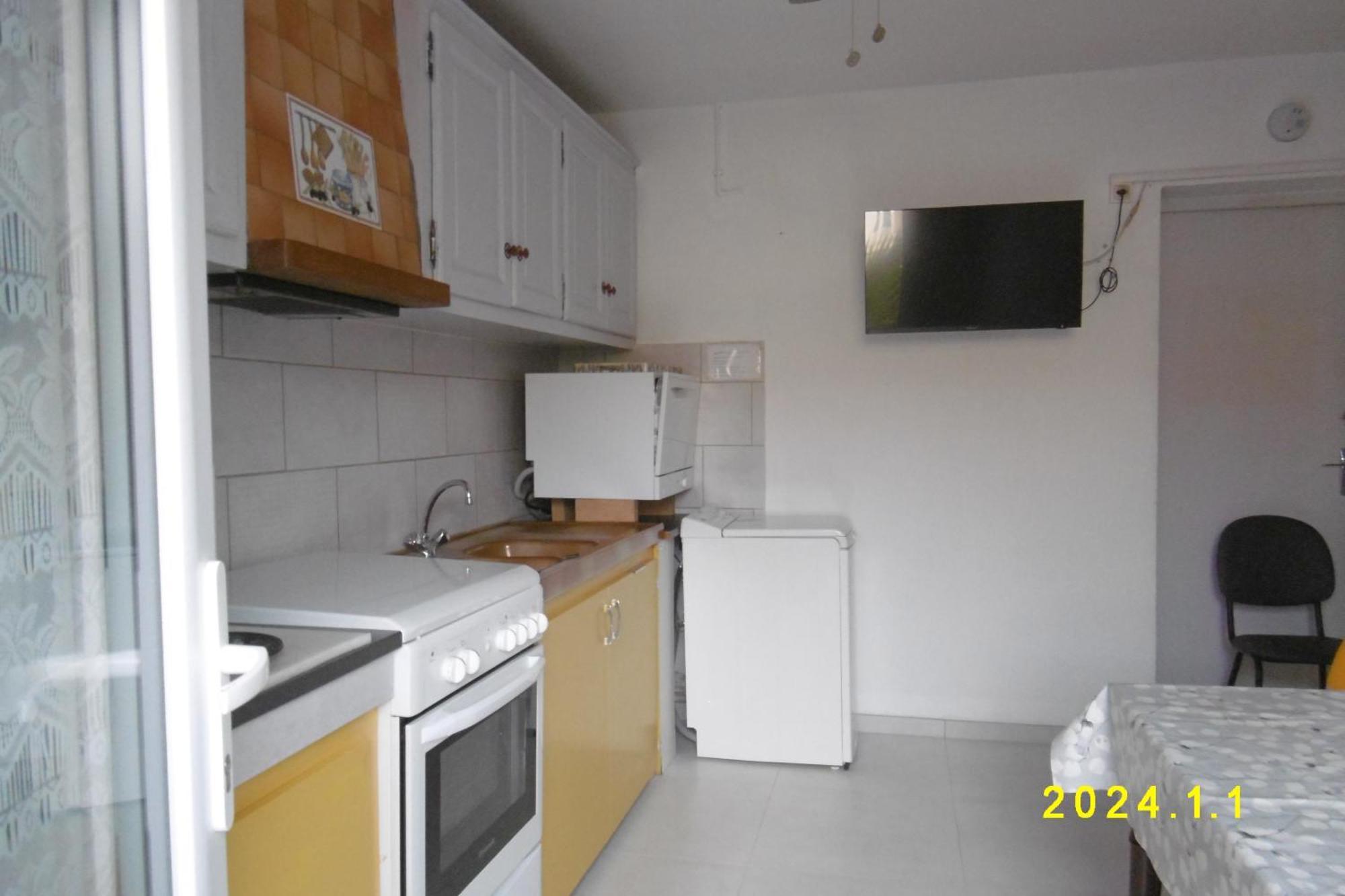 Rez De Chaussee Studio Climatise Dans Villa Aigues-Mortes Zewnętrze zdjęcie