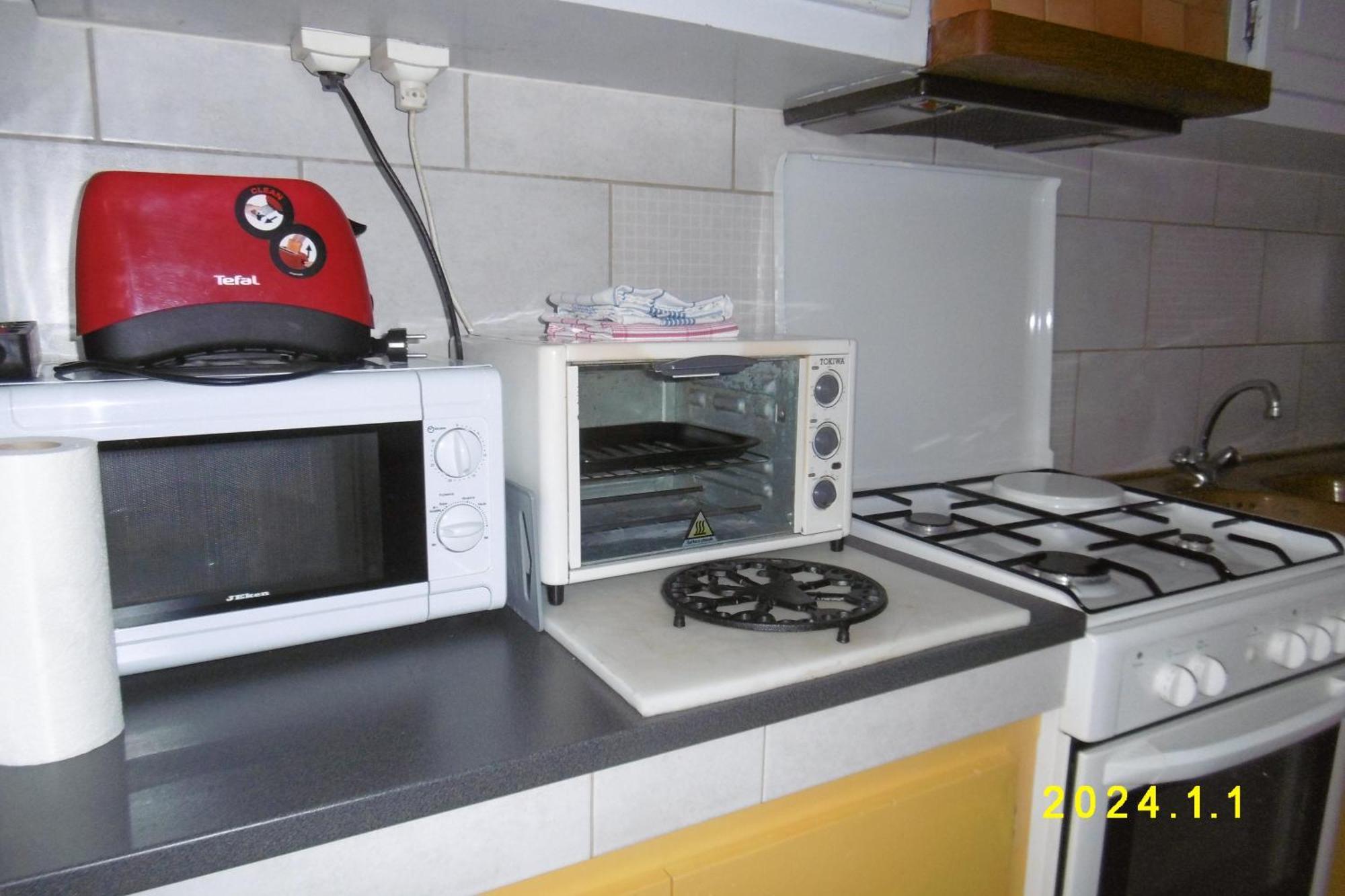 Rez De Chaussee Studio Climatise Dans Villa Aigues-Mortes Zewnętrze zdjęcie
